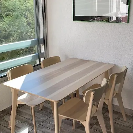 Appartement Spacieux Sur Le Port De *