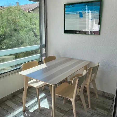 Spacieux Sur Le Port De דירה *