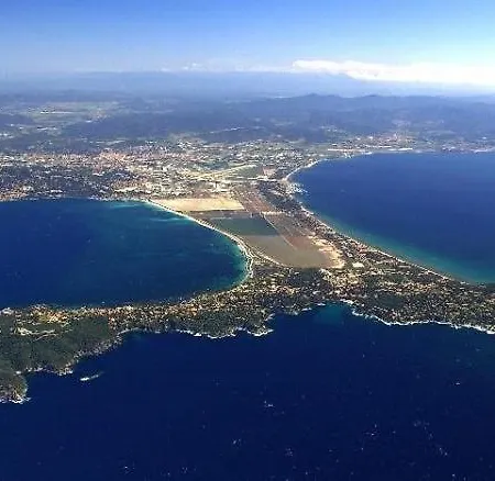 דירה Spacieux Sur Le Port De *