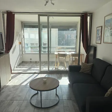 Spacieux Sur Le Port De * הייר